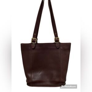 Vintage chocolate brown Coach purse.